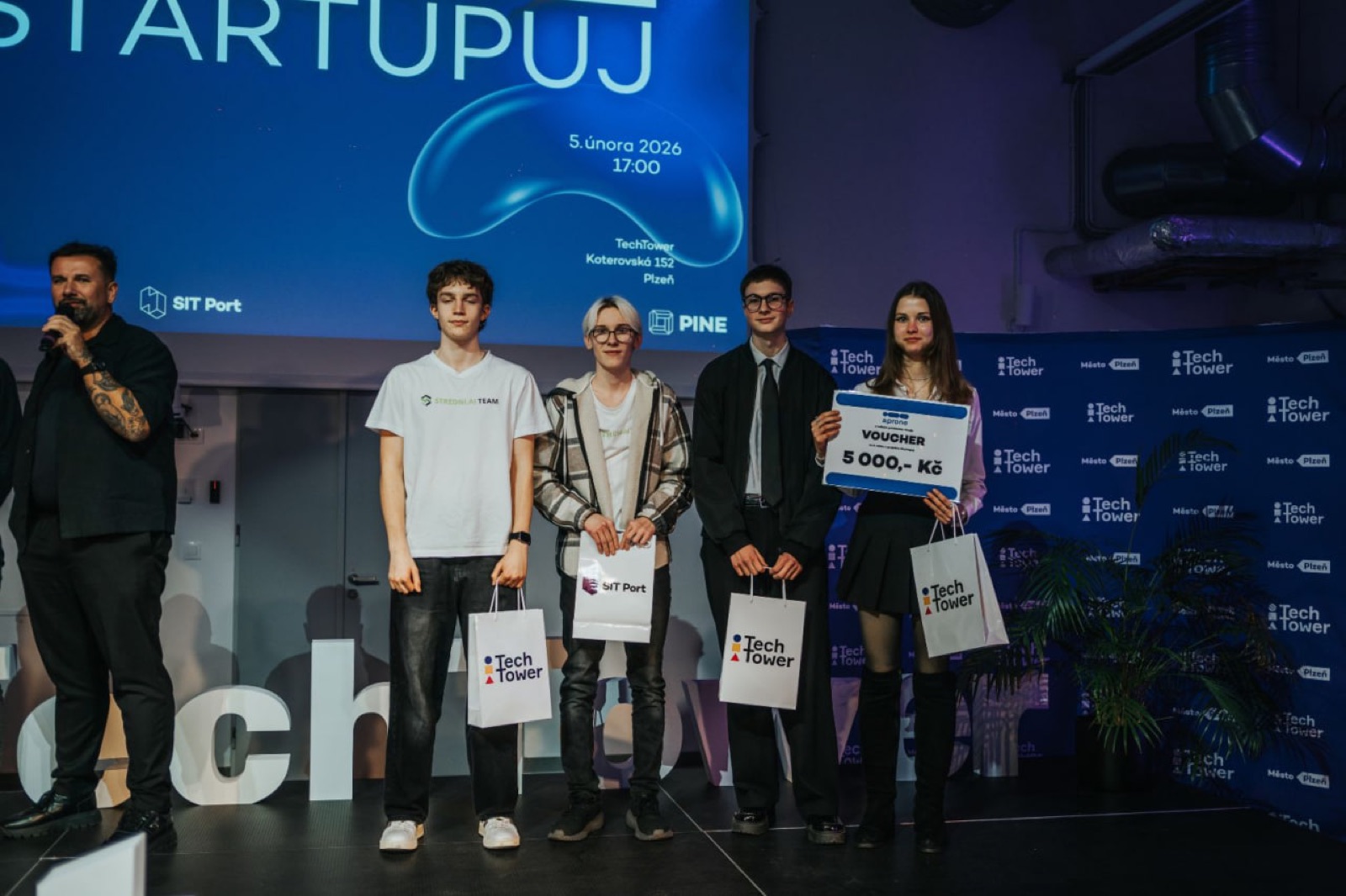 Startupuj